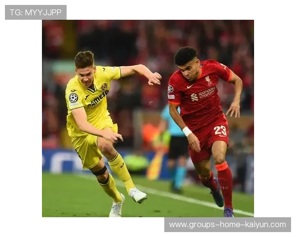 巴黎遭遇拜仁2-1败北,梅开二度的迪亚斯成为焦点 巴黎遭遇拜仁2-1败北,梅开二度的迪亚斯成为焦点