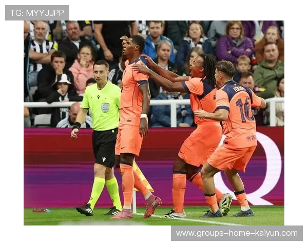 曼联弃将世界波刷存在!球迷请愿即刻召回——点燃旧梦,重塑辉煌 曼联弃将世界波刷存在!球迷请愿即刻召回——点燃旧梦,重塑辉煌