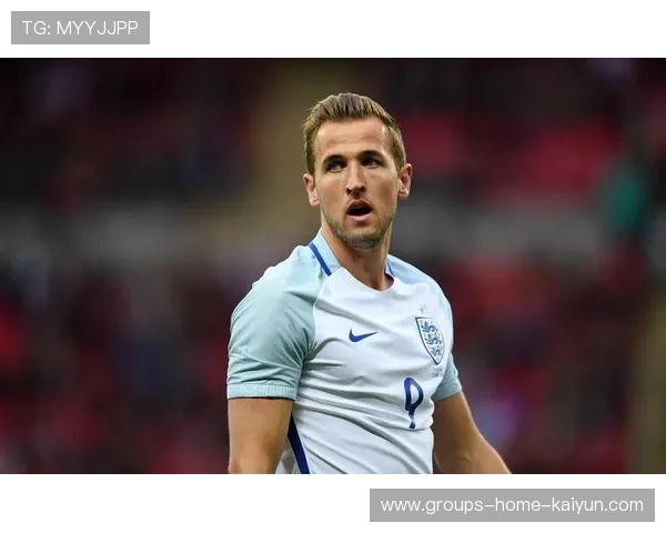 凯恩倒地铲射破门，拜仁前场压迫一波强过一波：高强度对抗背后的训练秘密