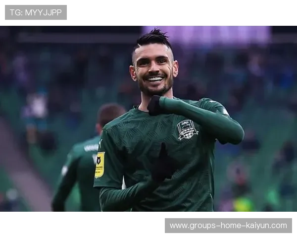 塞维利亚在国内市场锁定一名新兴边锋:未来战术的关键拼图 塞维利亚在国内市场锁定一名新兴边锋:未来战术的关键拼图