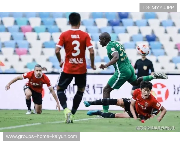 浙江队外围不断尝试远投，威胁值一路飙升