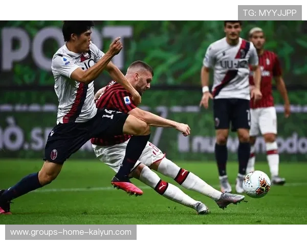 AC米兰锋线组合连续制造多次射门机会的背后：从场上默契到日常装备革新