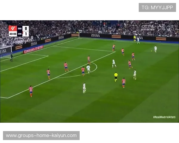 皇马前插不断制造火力点，罗德里戈抽射命中