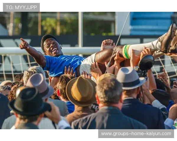 UFC新秀逆袭传奇:走上擂台的瞬间直击灵魂 UFC新秀逆袭传奇:走上擂台的瞬间直击灵魂